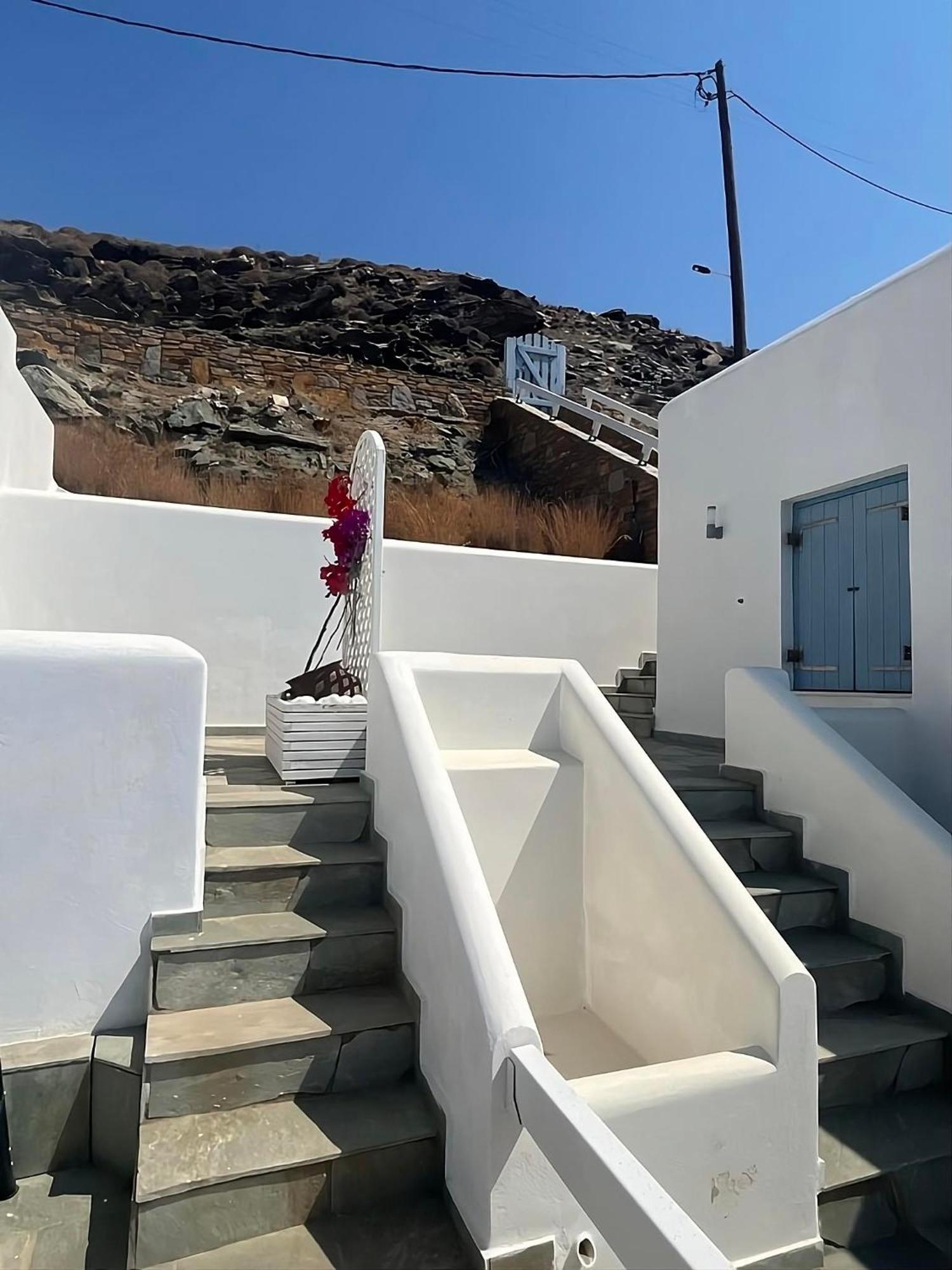 De Estrella * Agios Dimitrios (Kythnos)